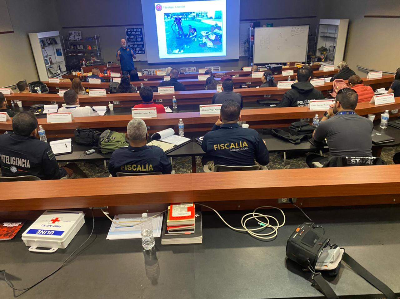 Participa Fiscalía General en el curso “Post Blast” en Estados Unidos
